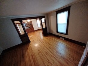 2107 N Aldrich Ave in Minneapolis, MN - Building Photo - Building Photo