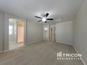 12587 W Gentle Rain Rd in Peoria, AZ - Building Photo - Building Photo