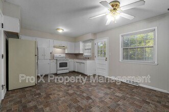 2111 S Ventura Ave in Springfield, MO - Building Photo - Building Photo