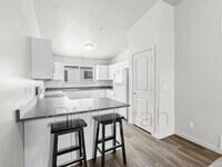 1700 Sandhill Rd photo'