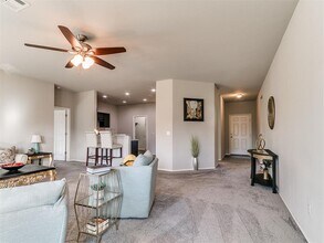 2217 Stella Rd in Yukon, OK - Building Photo - Building Photo