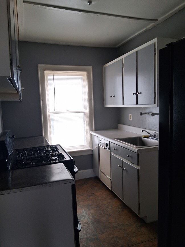 34 Frederick St in Binghamton, NY - Foto de edificio - Building Photo