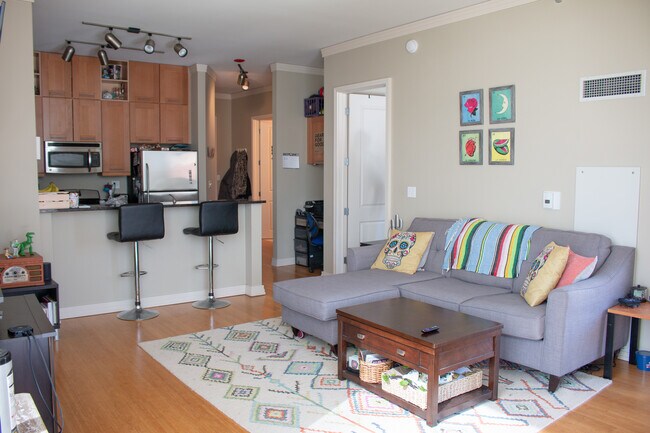 170 W Polk St, Unit 1206 in Chicago, IL - Building Photo - Building Photo