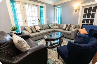 431 N Holmes St in Memphis, TN - Foto de edificio - Building Photo