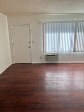 1057 Western Ave, Unit Apt.3 in Glendale, CA - Building Photo - Building Photo