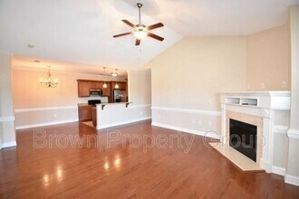 1912 Harcourt Cir in Fayetteville, NC - Building Photo - Building Photo