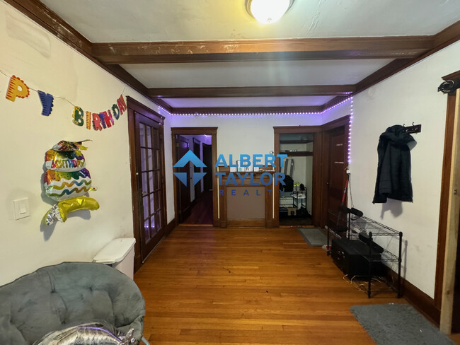 23 Moraine St in Boston, MA - Building Photo - Building Photo