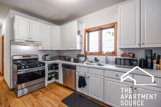 918 N Paulina St, Unit 2 in Chicago, IL - Building Photo - Building Photo