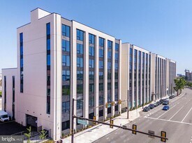 1130 N Delaware Ave in Philadelphia, PA - Building Photo