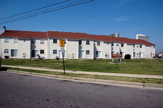 Barclay Arms Apartments in Atlantic City, NJ - Building Photo - Building Photo