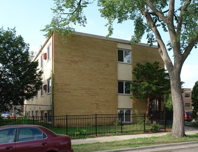 35 33rd St W in Minneapolis, MN - Foto de edificio - Building Photo