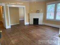 313 S Summit St in Greenville, NC - Building Photo - Building Photo