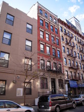 36 E 7th St in New York, NY - Building Photo - Building Photo