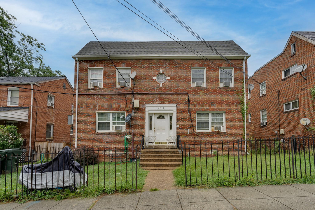 2234 S St SE in Washington, DC - Building Photo