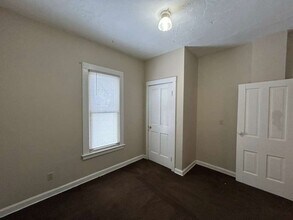 349-351 Courtland St in Painesville, OH - Building Photo - Building Photo