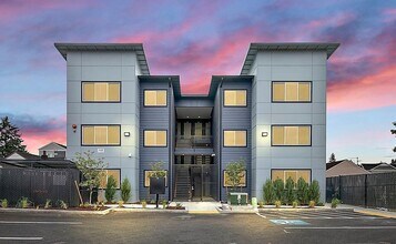 Cedar Place in Tacoma, WA - Foto de edificio - Interior Photo