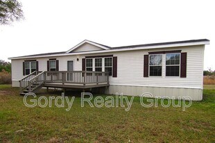 5493 Willis Rd in Greenwood, FL - Building Photo