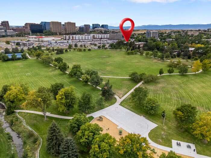 7755 E Quincy Ave in Denver, CO - Building Photo