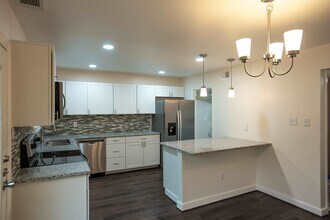 2109 Lauderdale Dr in Richmond, VA - Building Photo - Building Photo