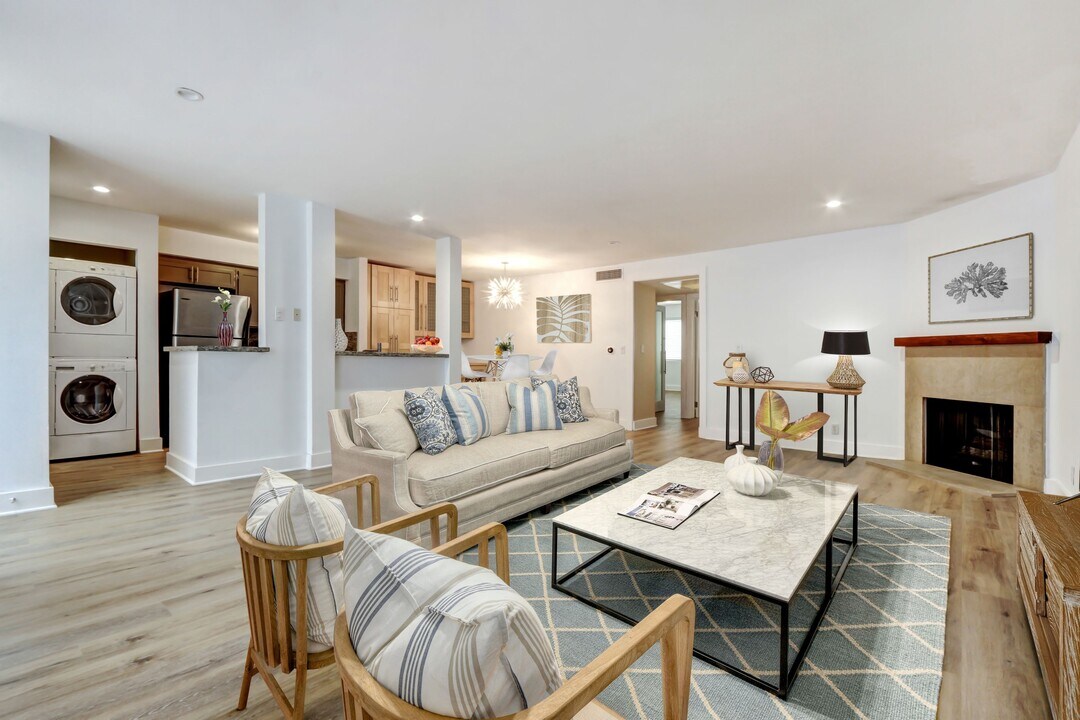 1825 Selby Ave in Los Angeles, CA - Building Photo