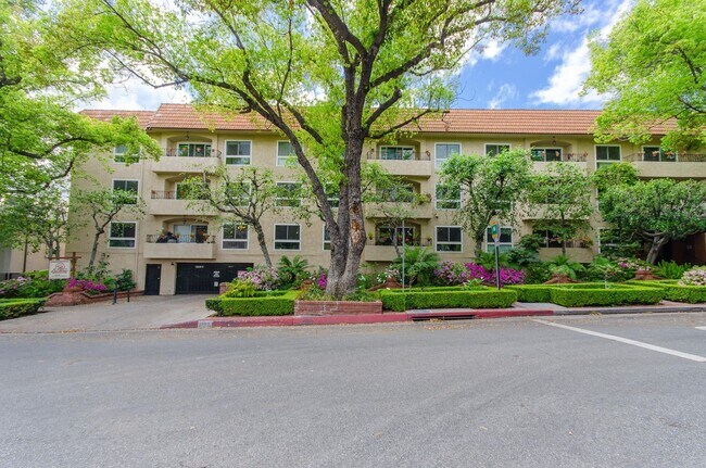 property at 1203 N Sweetzer Ave