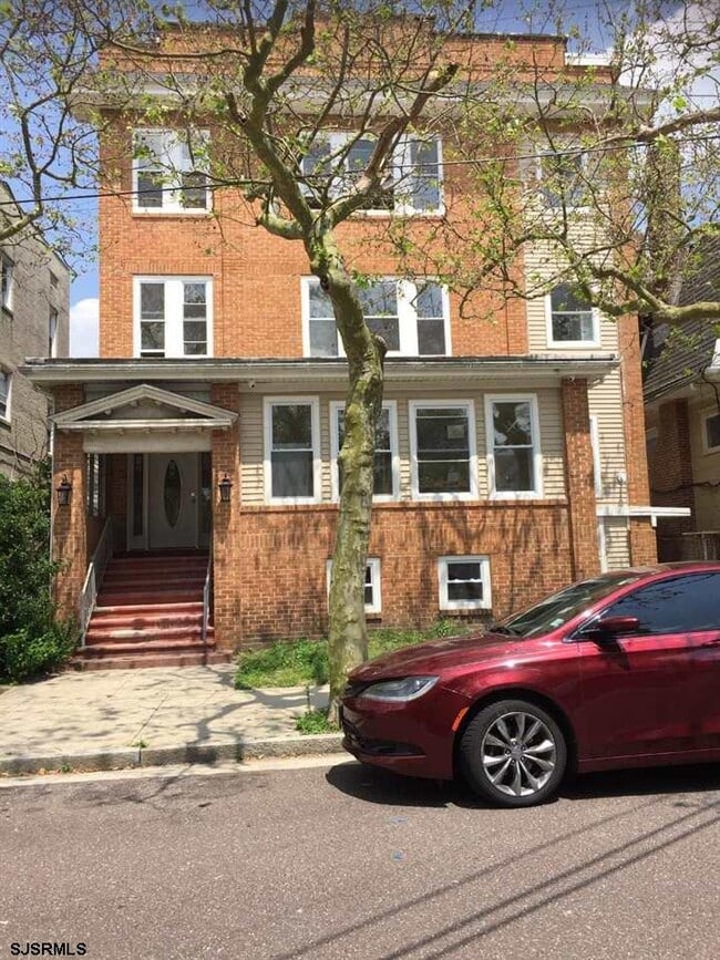 property at 21 S Bartram Ave