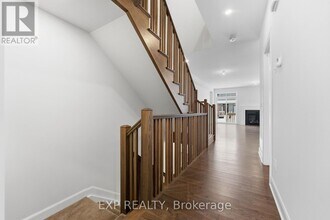 1192 Spoor St in Ottawa, ON - Building Photo - Building Photo