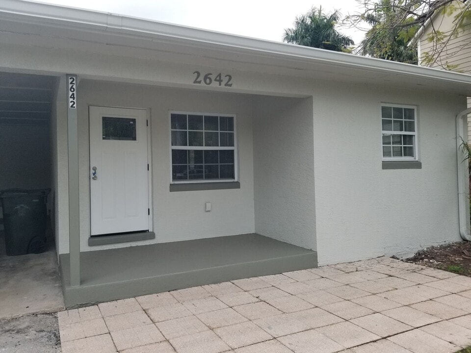 2642-2648 Michigan Ave in Ft. Myers, FL - Foto de edificio