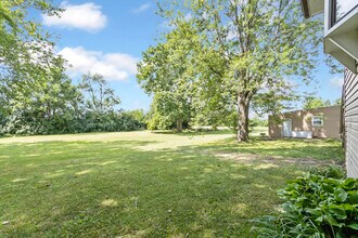 18215 W Schweitzer Rd in Elwood, IL - Building Photo - Building Photo