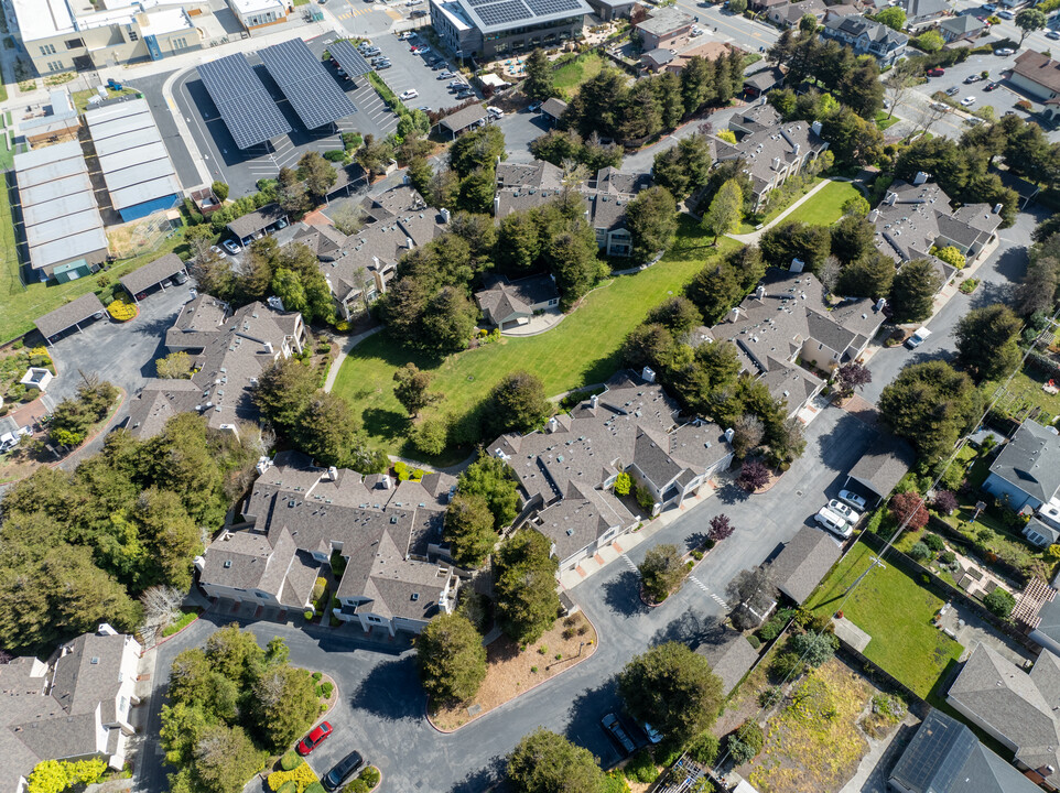 Amesport Landing in Half Moon Bay, CA - Building Photo