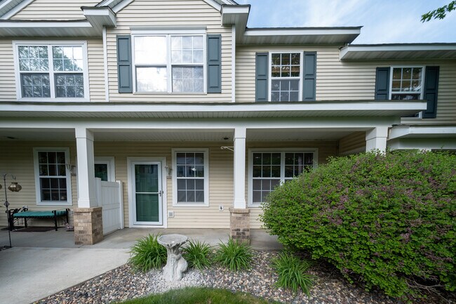 14297 Banyan Ln in Rosemount, MN - Building Photo - Building Photo