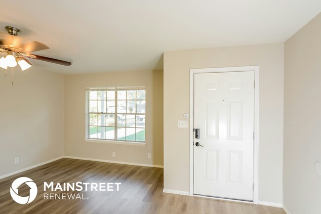 7214 Glen Hill Dr in San Antonio, TX - Building Photo - Building Photo