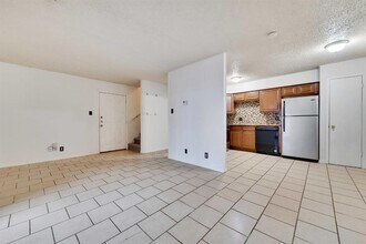 2801 Skyway Cir in Austin, TX - Building Photo - Building Photo