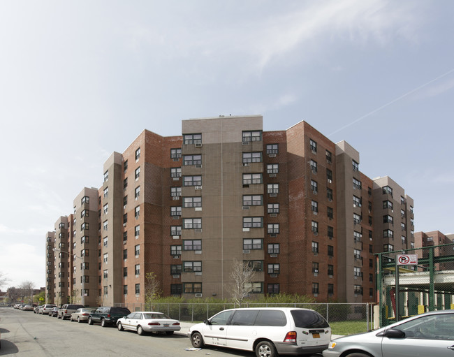 Riverdale Osborne Towers in Brooklyn, NY - Building Photo - Building Photo