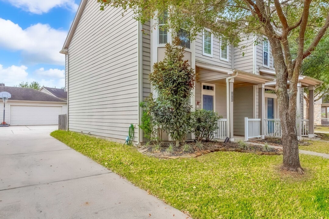 29731 Sullivan Oaks Dr in Spring, TX - Building Photo
