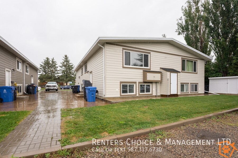2314-2314 23 St N in Lethbridge, AB - Building Photo