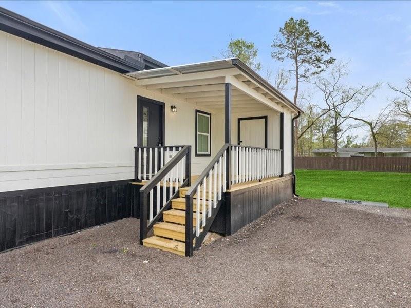 21504 Ruth Dr in New Caney, TX - Building Photo