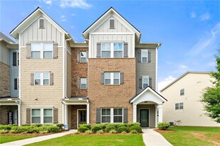 5959 Landers Loop in Fairburn, GA - Building Photo