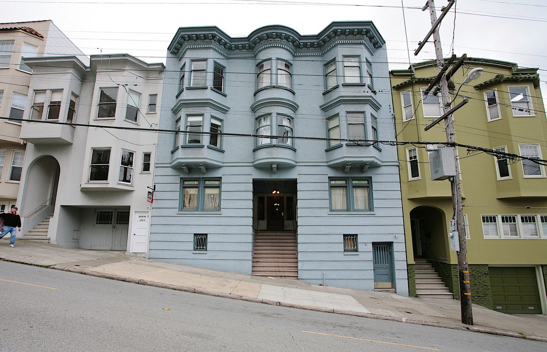 1267 Filbert St in San Francisco, CA - Building Photo