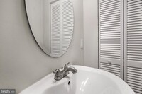 708 N Duncan St photo'