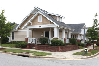 The Townhomes at Willow Oaks in Greensboro, NC - Building Photo - Building Photo