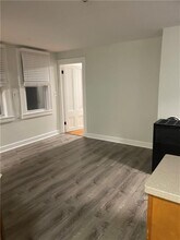 18 Ryan Ave in Bristol, RI - Building Photo - Building Photo