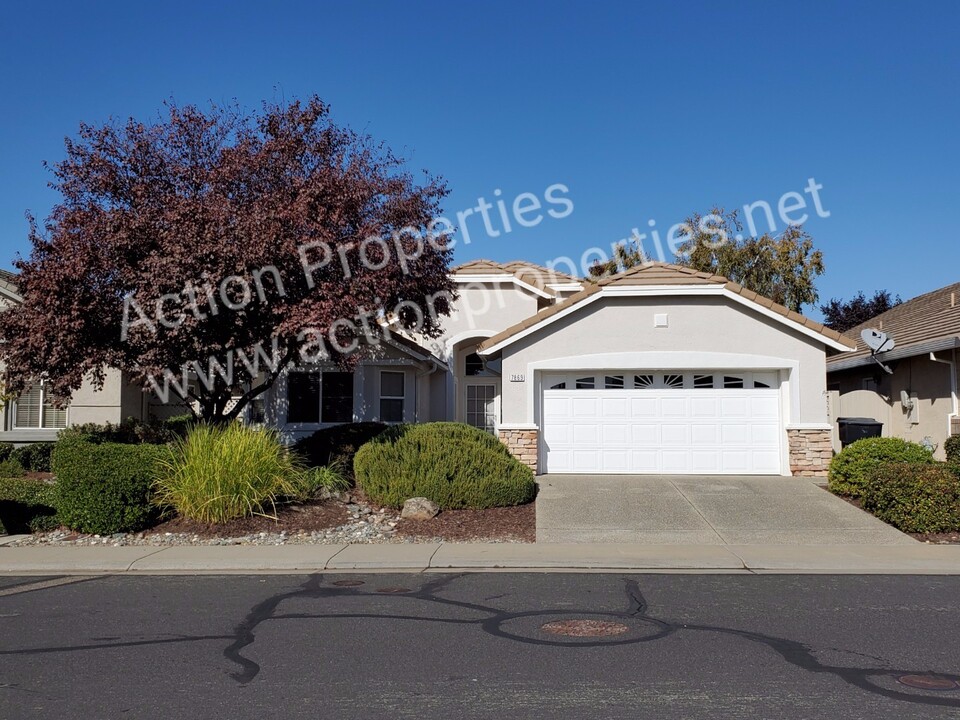 7869 Timberrose Way in Roseville, CA - Building Photo