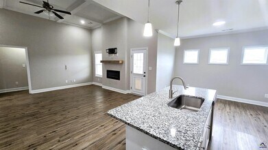 1006 Adirondac Way in Bonaire, GA - Building Photo - Building Photo