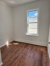 85 Kearney Ave in Jersey City, NJ - Building Photo - Building Photo