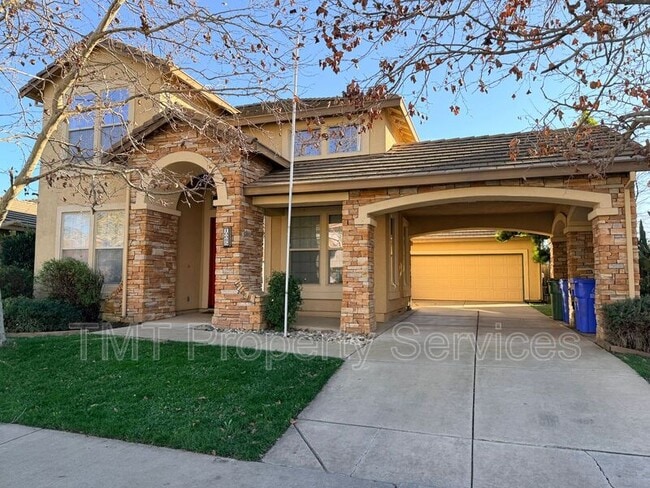 10085 Mosaic Way in Elk Grove, CA - Building Photo - Building Photo