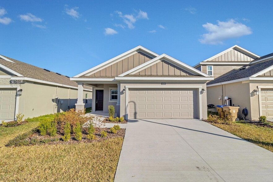 4225 Mountain Laurel Ln, Unit 10 in Kissimmee, FL - Building Photo