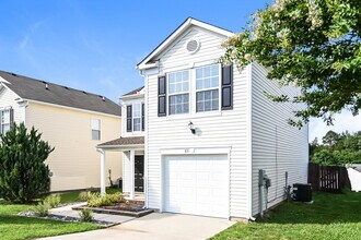 831 Littleton Dr in Concord, NC - Foto de edificio - Building Photo