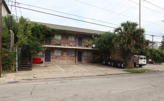 Welch II Apartments in Houston, TX - Building Photo - Building Photo