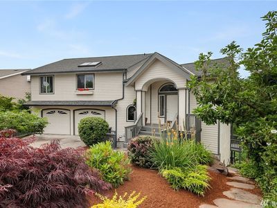 property at 13604 SE 18th St